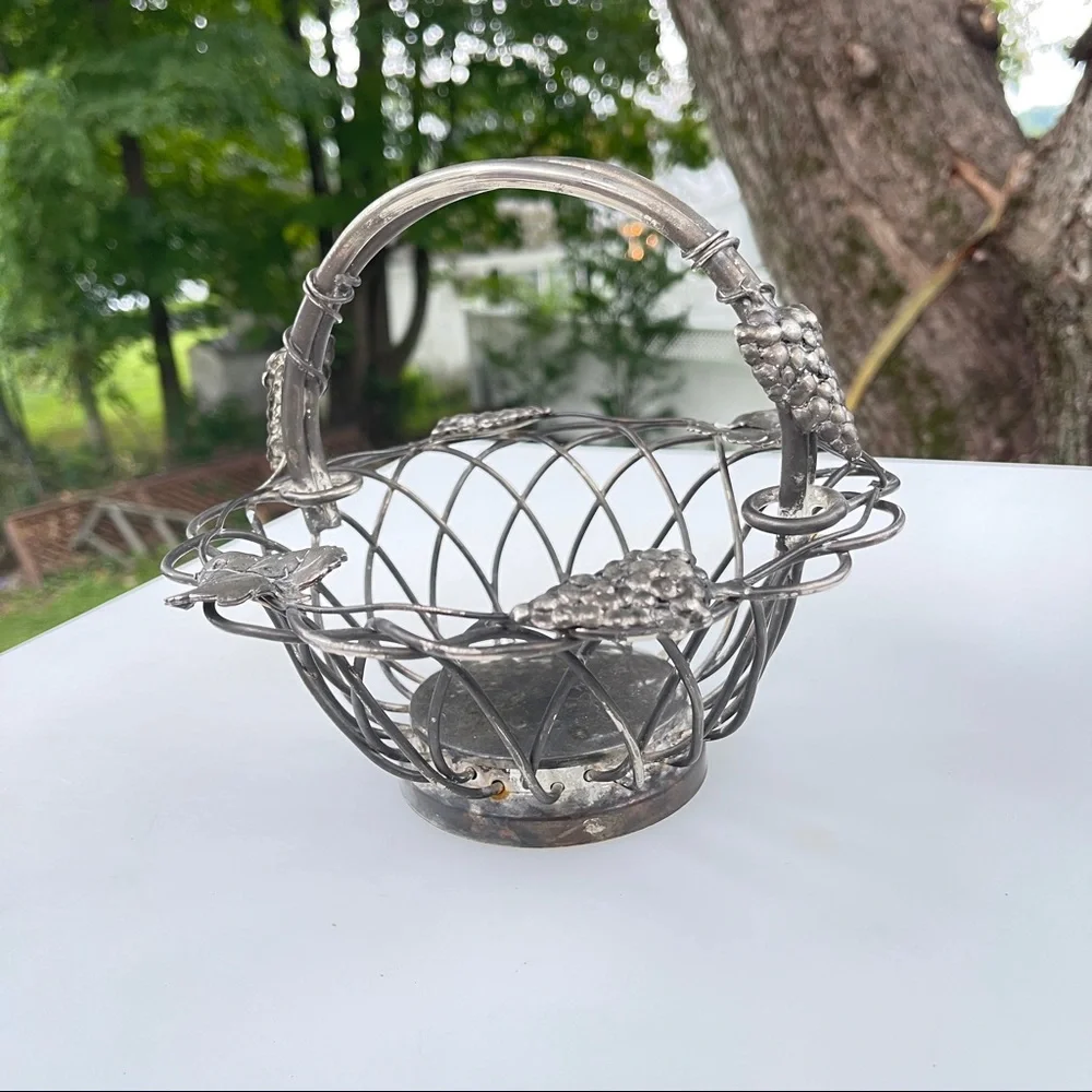 Studio Silver Smiths‎ Vintage Silver Plated Fruit Basket Bowl With Handle